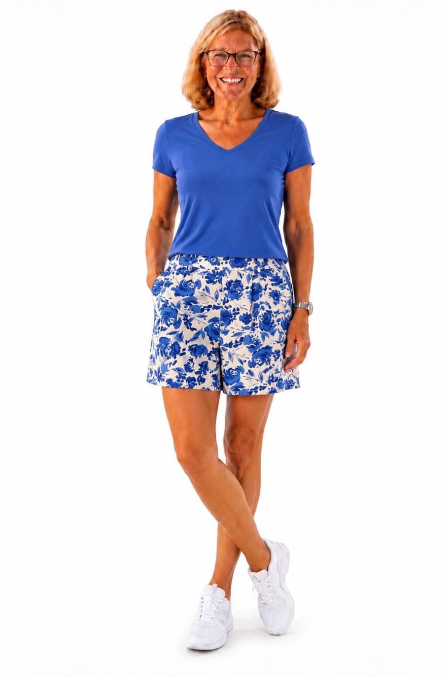 TCEC Blue and White Floral Print Shorts Size L